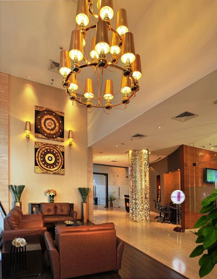 Majestic Court Sarovar Portico Navi Mumbai Exterior foto